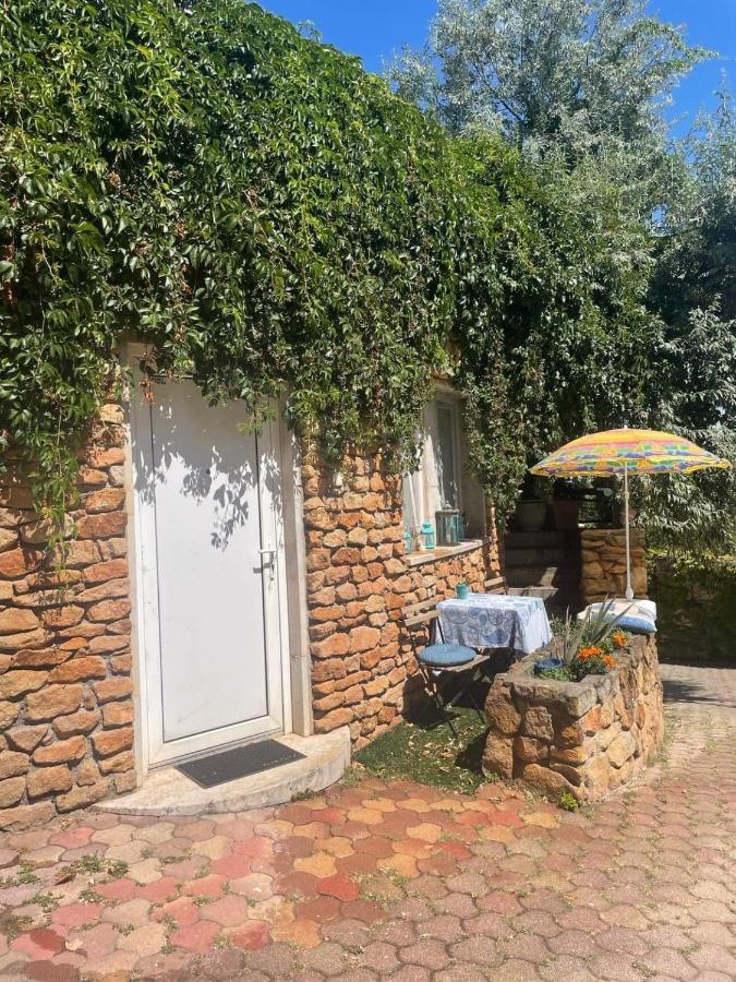Best View Small House Free Parking Self Check-In Budapest Exteriör bild